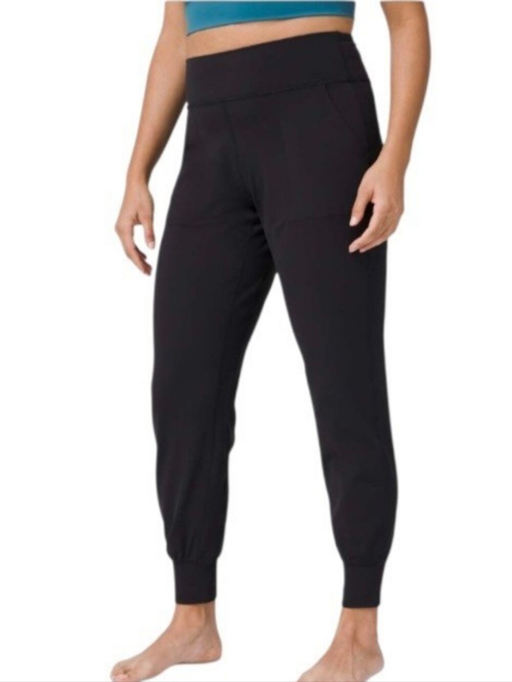 Lululemon Align Jogger 28"
Black